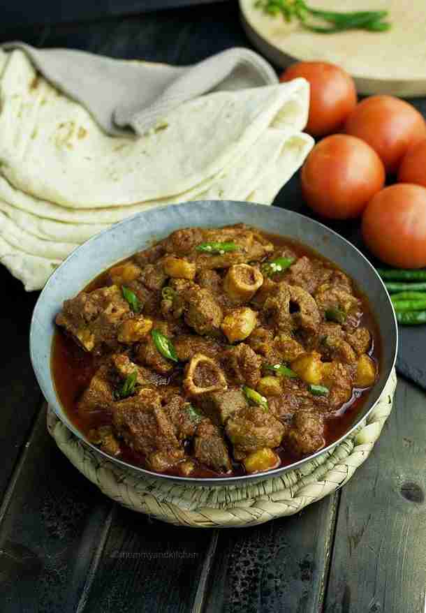 Mutton Koyla Karahi: A Smoky and Flavorful Delight