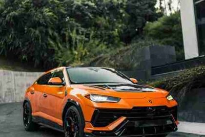 Lamborghini Urus SE is all set to reset the luxury SUV with its modern hybrid powertrain and unparalleled performance.