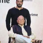 'Salman Khan loves animals', couldn't have killed blackbuck, says Salim Khan; 'Apologising to Bishnoi community will...'